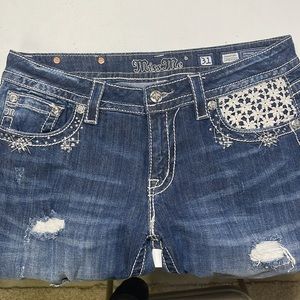 Miss Me cuffed skinny jeans. Size 31.